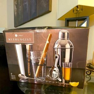 New Mixologist 9 pc Drink | Bar Set | Barware | Den